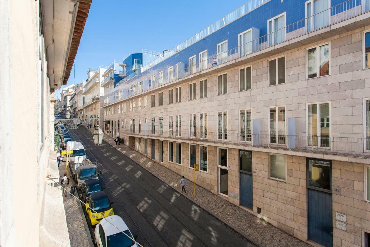 Chiado 4-Bedroom Flat Lisbona Esterno foto
